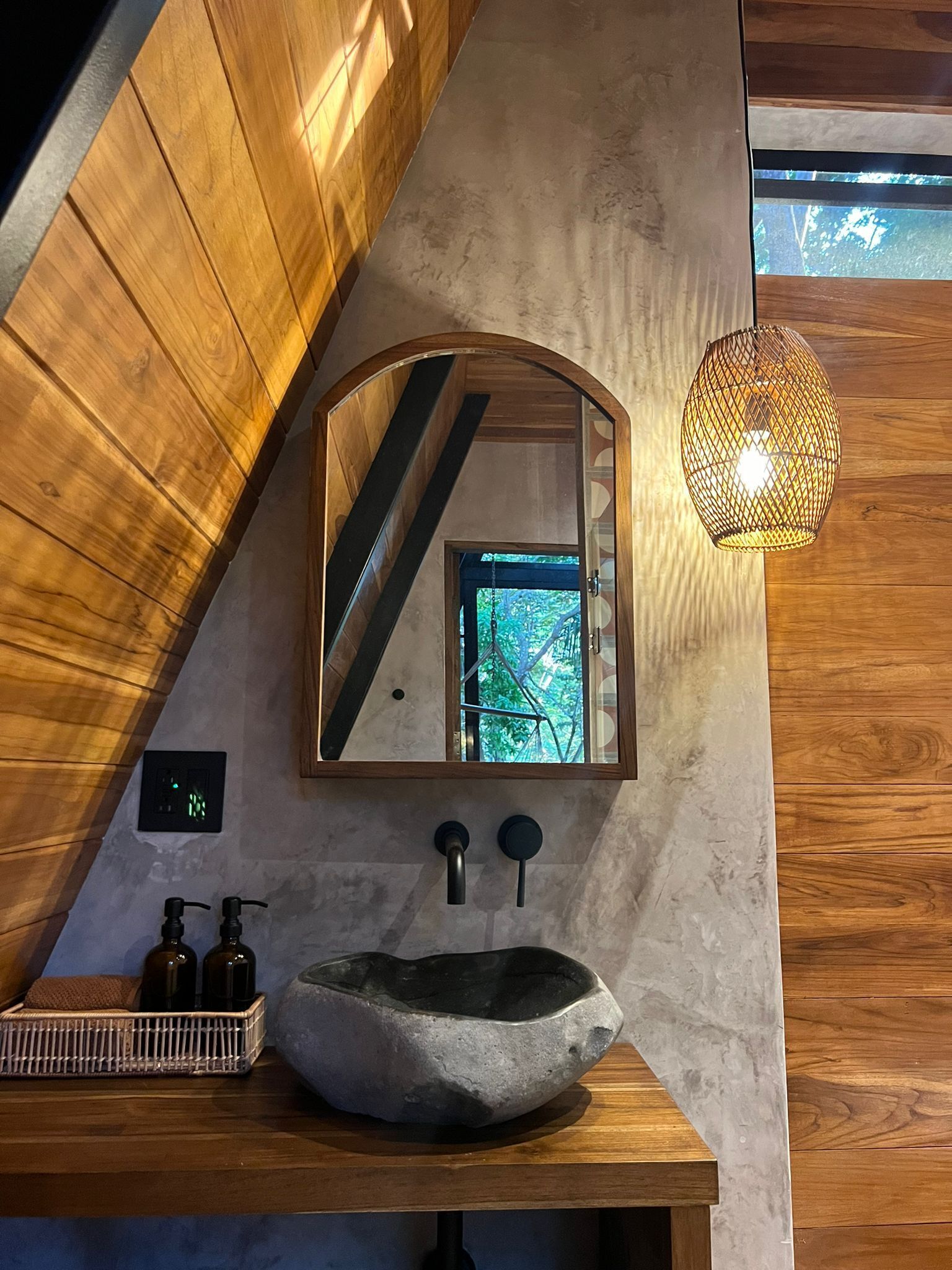 Shower, towels, soap, shampoo