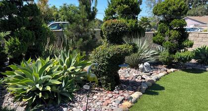 3B2B House Huge Yard Nice Pool BBQ Grill Fire Pit Beautiful View