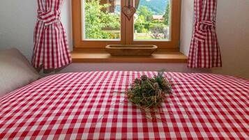 House | 2 bedrooms, individually furnished, iron/ironing board