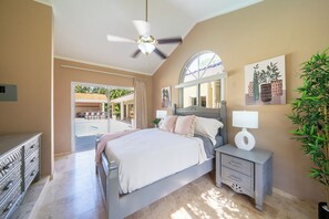 4 Schlafzimmer, Bügeleisen/Bügelbrett, WLAN, Bettwäsche