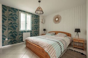 1 bedroom, WiFi, bed sheets - Independent cottage and pool in the heart of the vineyards (Saint-Émilion)