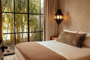 Queen Suite with Garden View | Vista desde la habitación