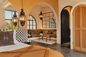 King Suite | Premium bedding, memory-foam beds, in-room safe, blackout curtains - Domo Nosara Boutique Hotel (Nosara)