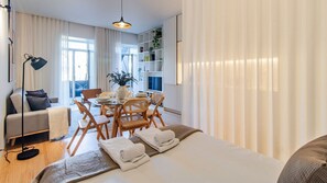 Strykjärn/strykbräda, gratis wi-fi och sängkläder