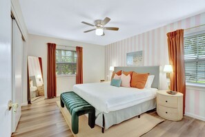 4 bedrooms, desk, iron/ironing board, free WiFi