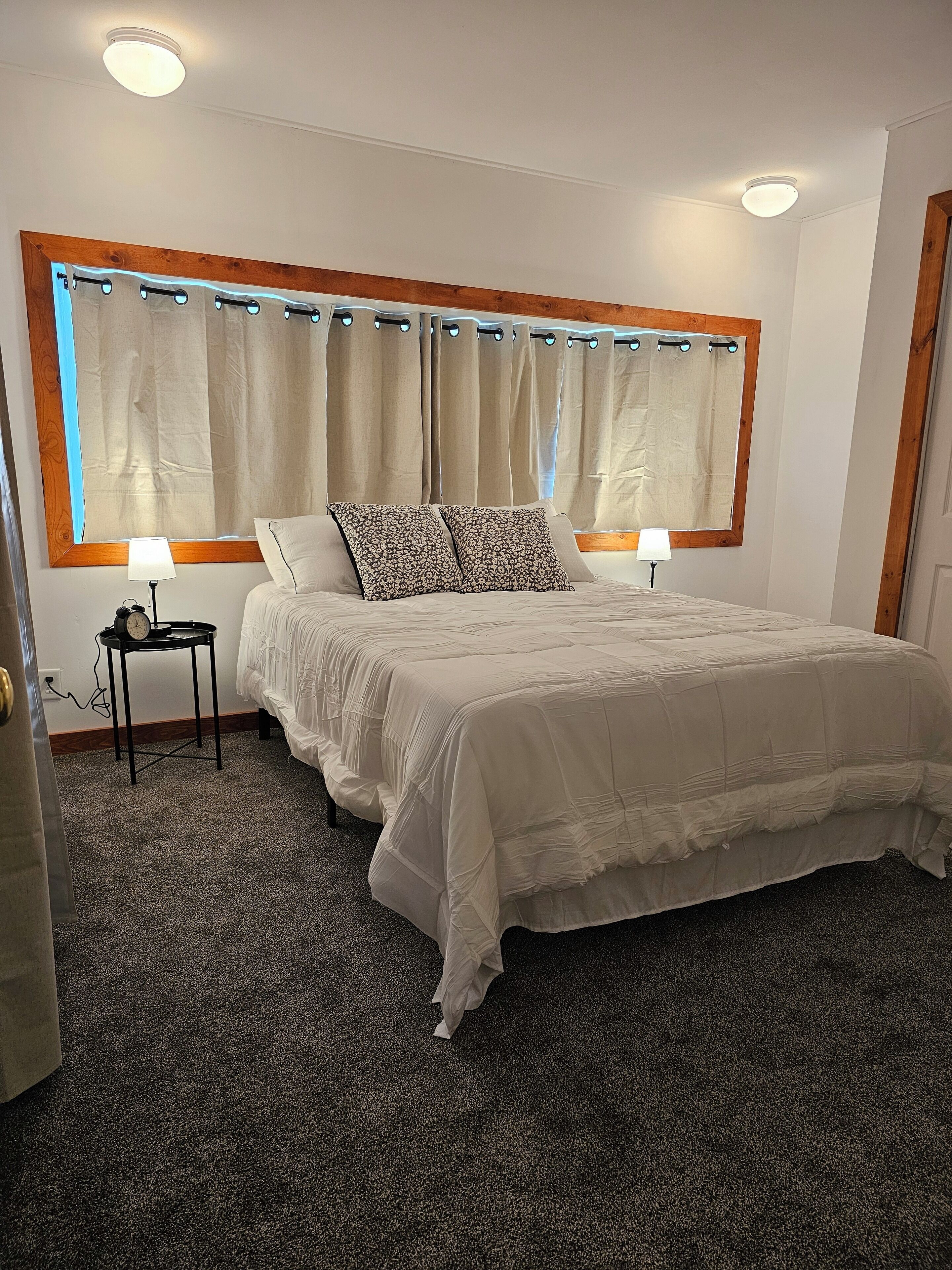 2 makuuhuonetta, työpöytä, silitysrauta/-lauta, Wi-Fi