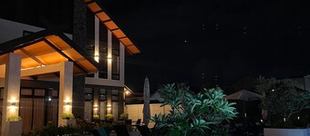 easy fast and modern rental with friendly accommodations and flexibility 