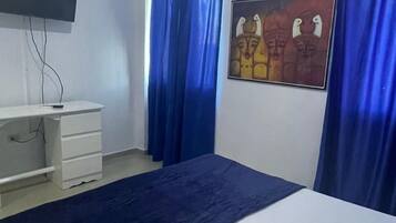 Comfort Double Room, City View | Desk, blackout curtains, soundproofing, iron/ironing board