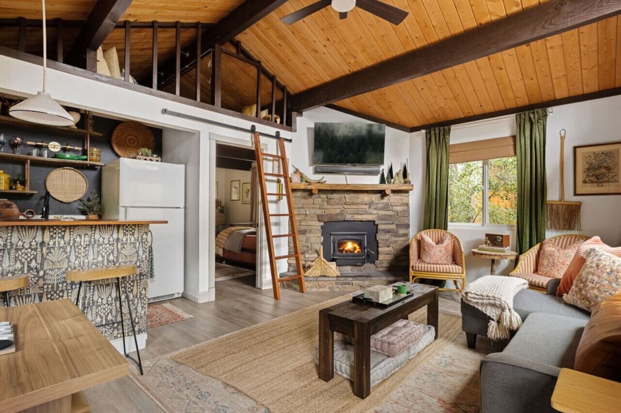 TV connectée, cheminée