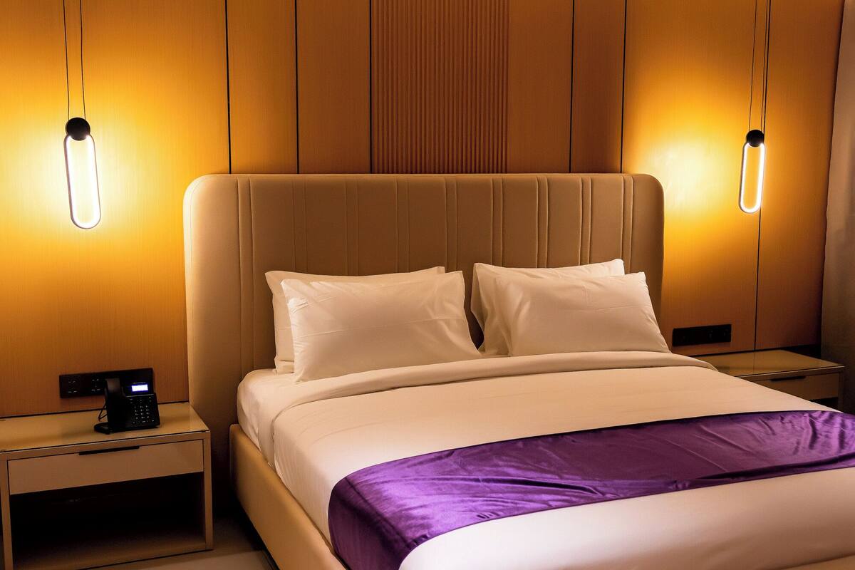 In-room safe, soundproofing, free WiFi
