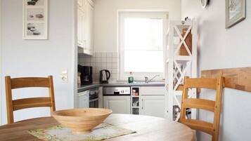 Mobile Home | Private kitchen