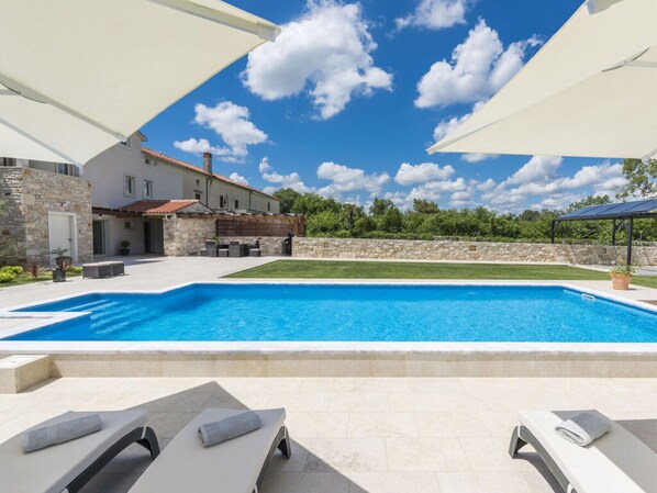 Mobile Home | Pool | Outdoor pool
