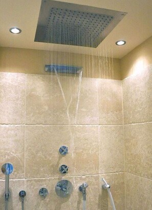 流動式房屋 | 浴室 | 浴缸