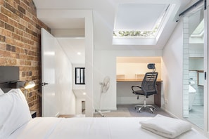 3 dormitorios, tabla de planchar con plancha, wifi y ropa de cama