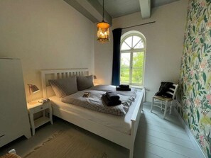 Casa móvil | 2 dormitorios y mobiliario individual