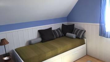 Rumah | 2 kamar tidur dan dilengkapi dengan perabotan berbeda-beda