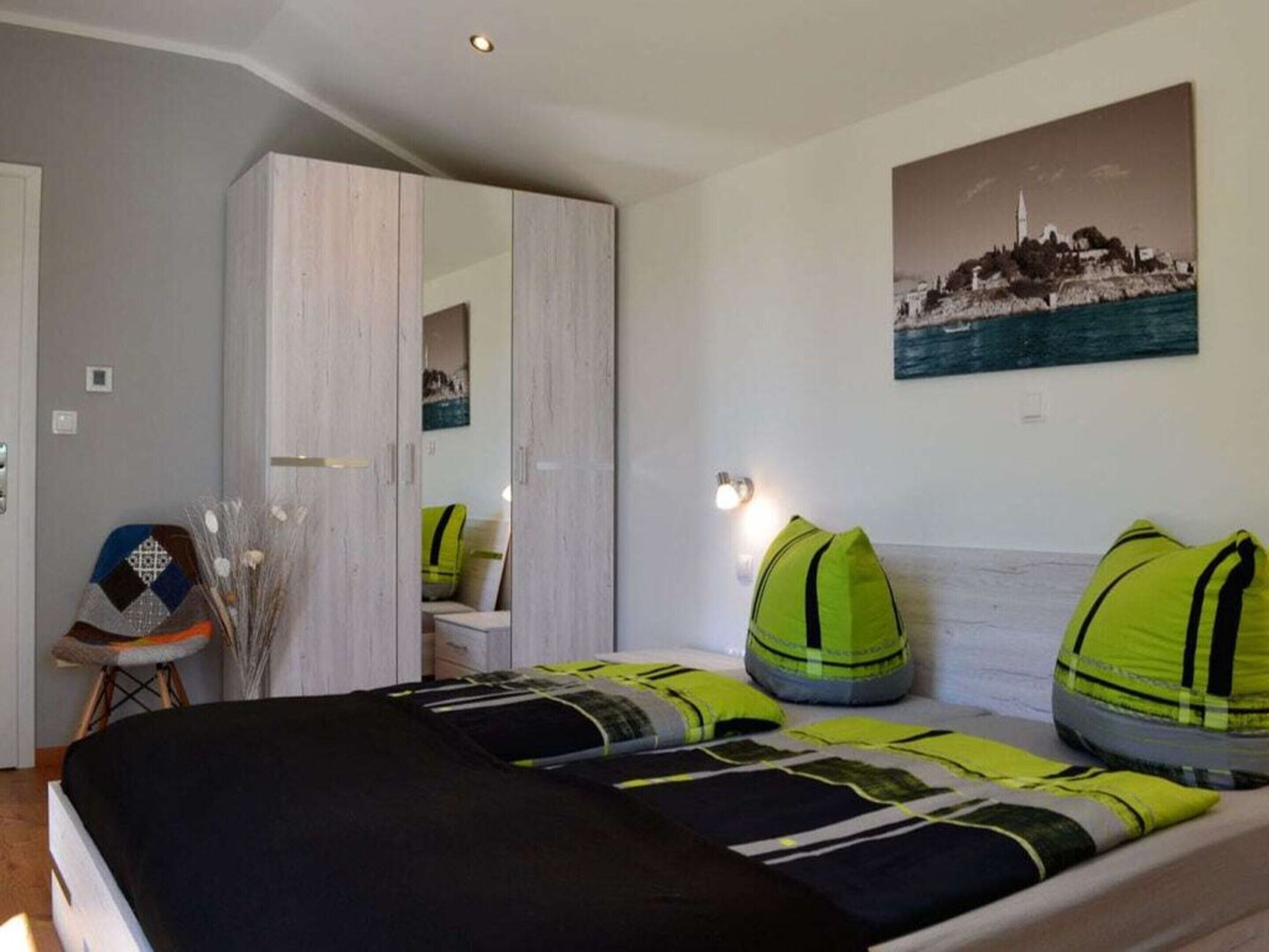 Mobile Home | 4 bedrooms, individually furnished, iron/ironing board