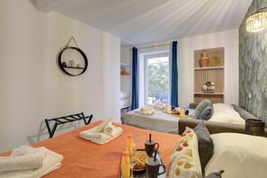 1 室のベッドルーム、インターネット、ベッドシーツ