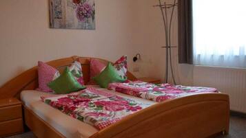 1 bedroom, individually furnished, iron/ironing board