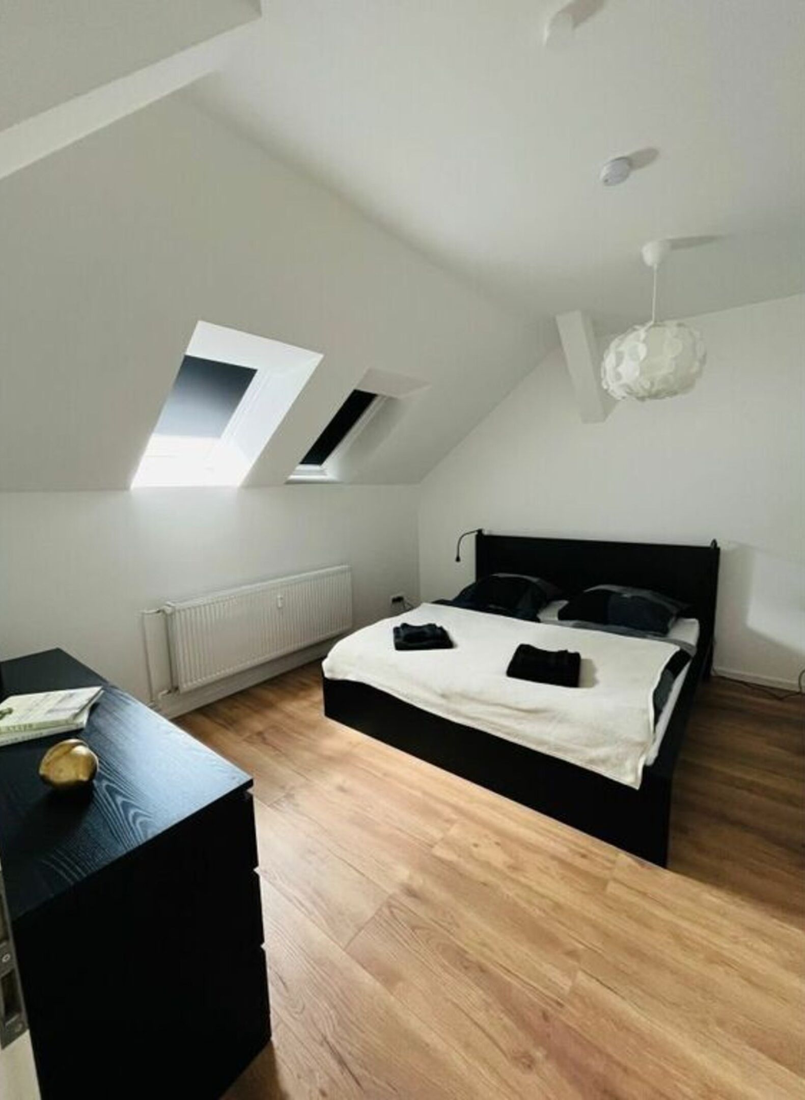 House | 2 bedrooms, individually furnished, bed sheets