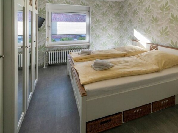 2 bedrooms, individually furnished, iron/ironing board