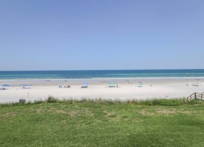 Oceanfront Private, Pool, Balcony, Elevator