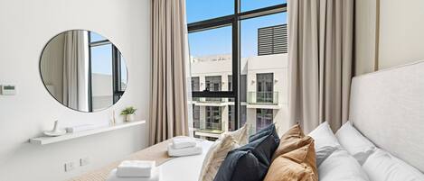 Family Apartment | 2 bedrooms, Egyptian cotton sheets, premium bedding, memory-foam beds