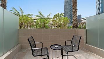 Club Studio | Balcony