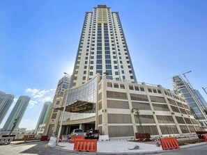 Front of property - Silkhaus Marina Rise Towers (Abu Dhabi)