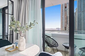 Business Studio | City view