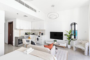 經典開放式客房 | 私人廚房 | 電冰箱、微波爐、烤箱、爐台