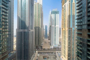 Exclusive Apartment | Balcony view - Silkhaus Marina Gate 2 (Dubai)