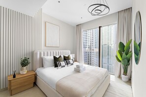 Exclusive Apartment | 1 bedroom, Egyptian cotton sheets, premium bedding, memory-foam beds - Silkhaus Marina Gate 2 (Dubai)