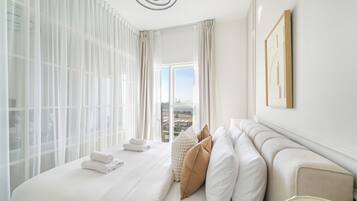 Executive Apartment | Egyptian cotton sheets, premium bedding, memory foam beds