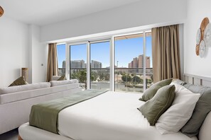 商务开间 | 埃及棉床单、高档床上用品、记忆海绵床垫、特色装修