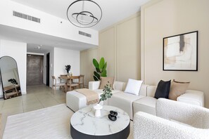 Living area - Silkhaus Mangrove Place (Abu Dhabi)