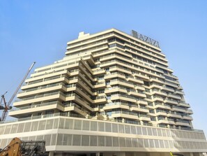 Front of property - Silkhaus Azizi Aliyah (Dubai)