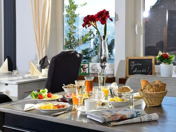 Dining - Holiday Apartment Vollmer\"s Hof (Bad Berleburg)