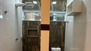 Basic Double Room | Bathroom - Pousada Torre Forte (Rio Branco)