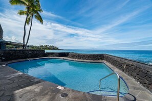 Condo, 1 cama Queen e sofá-cama (Kona Magic Sands#208) | Piscina