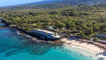 Condo, 1 Queen Bed with Sofa bed (Kona Magic Sands#208) | Beach