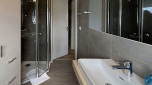 House | Bathroom - Holiday Residenz WG 40 (Borkum)