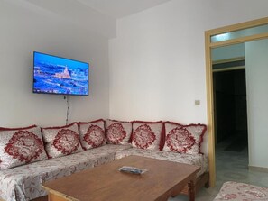 Interior - شقة مفروشة One-Bedroom Apartment (Beni Enzar)