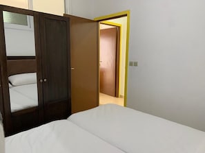 1 bedroom - العقارية One-Bedroom Apartment (Beni Enzar)
