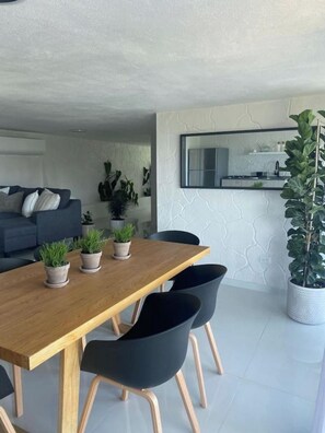 Dining - Villa Santorini (Cabo Rojo)