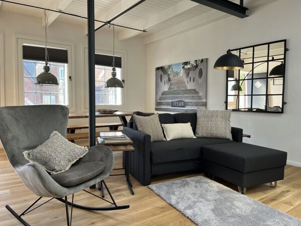 House | Living area - Simmerdeis on the Gracht Loft Apartment 2 (Friedrichstadt)
