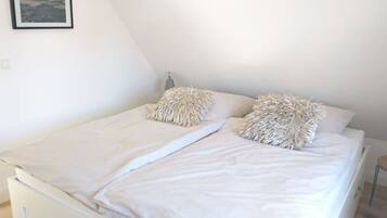 2 bedrooms