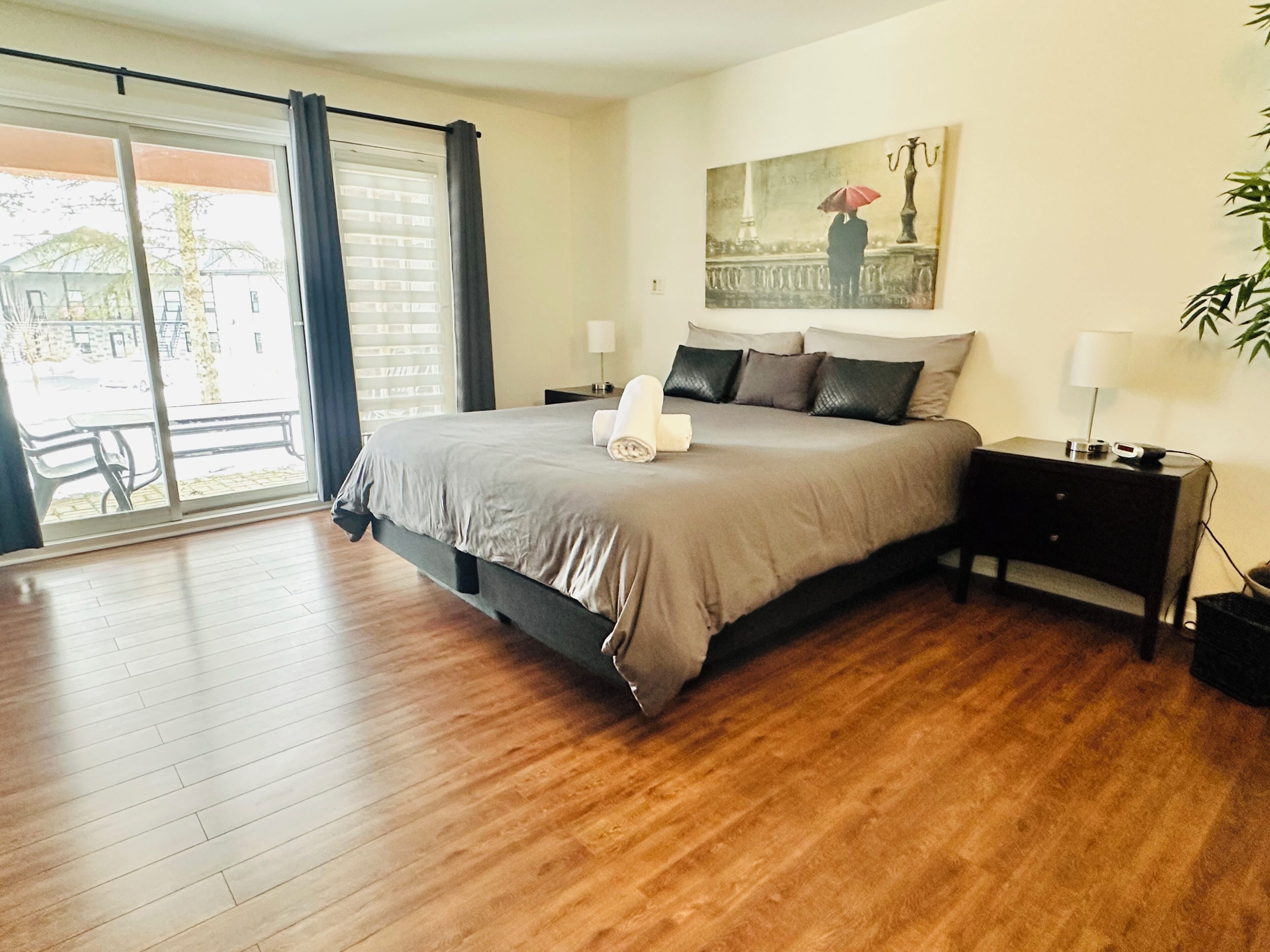 Lejlighed | Individuelt design, individuel indretning, mørklægningsgardiner