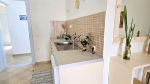 Uklassifisert bilde, 2 av 51, knapp