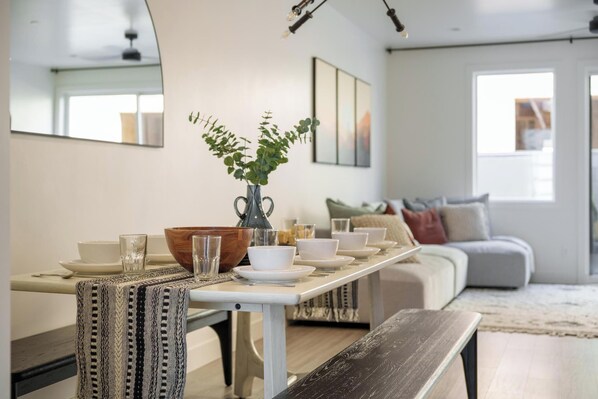 Interior - Private Spa, Sleeps 26, 15 min to Zions (Hurricane)